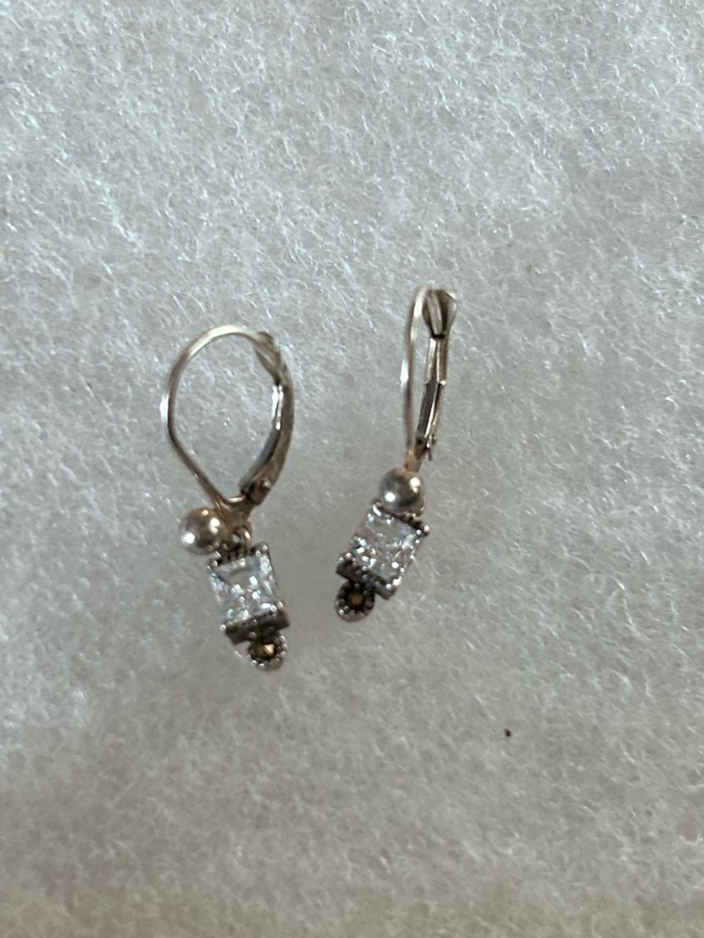 Vintage Silpada Sterling Silver and Cubic Zirconia drop earings.